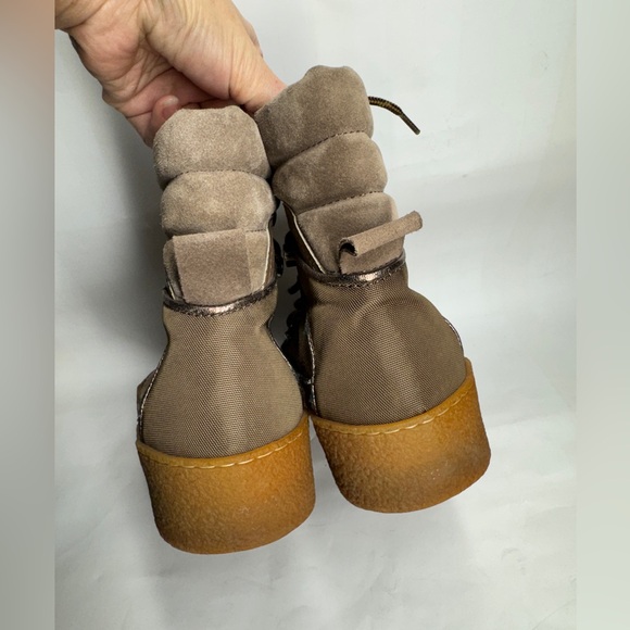 Aquatalia Gabriella Suede Platform High-Top Sneakers Taupe Men's 8 Italy Made - Picture 7 of 15